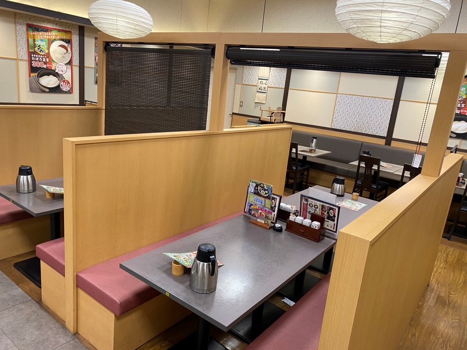 草津店店内