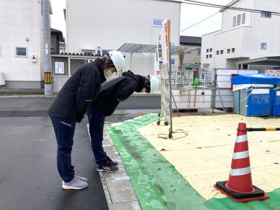 現場一礼　お施主様の大切な現場に入らせていただく感謝の気持ち