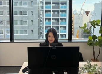 履歴書だけでは分からない人柄を知るため、自社採用に「AI面接」を導入