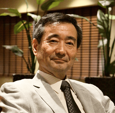 ベクスト株式会社　代表取締役社長　石井哲