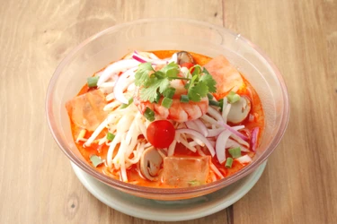 タイ料理の季節到来！ 本格タイ料理店「クルン・サイアム」にて、 自社農園で栽培した食材を使った夏季限定メニューを6/1より販売！