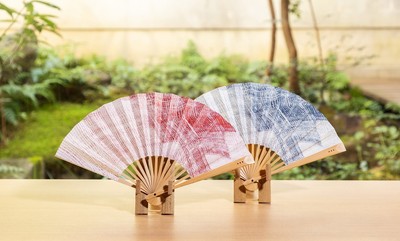 京扇子DOT：ゆい(赤・紺)　各4,455円(税込)