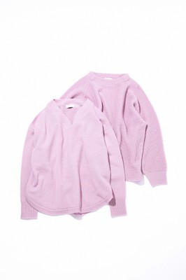 V-NECK PULLOVER KNIT ¥13,970 2-WAY CROPPED KNIT ¥13,970
