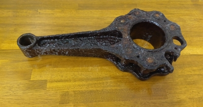 発掘された誉(ハ-45)エンジンコンロッド