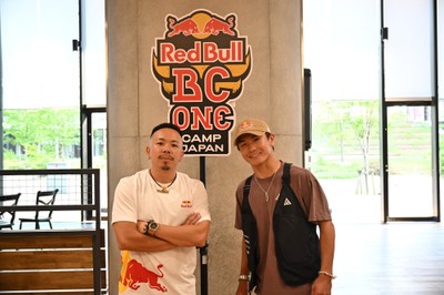 日本のブレイクダンス界を牽引するTAISUKE（野中泰輔）さん（左）とトップブレイカー・Shigekix（半井重幸）さん