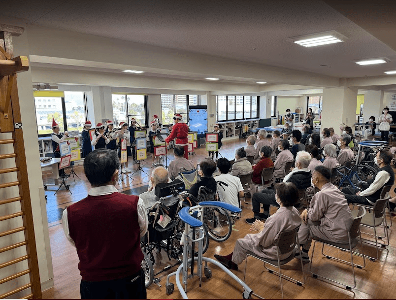今村総合病院クリスマスコンサートでの演奏風景