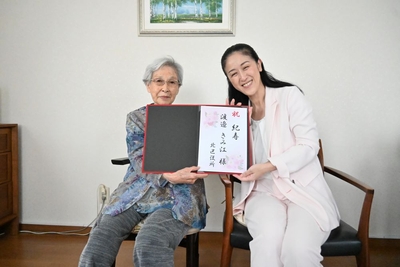 渡邉さん（左）とやまだ区長（右）
