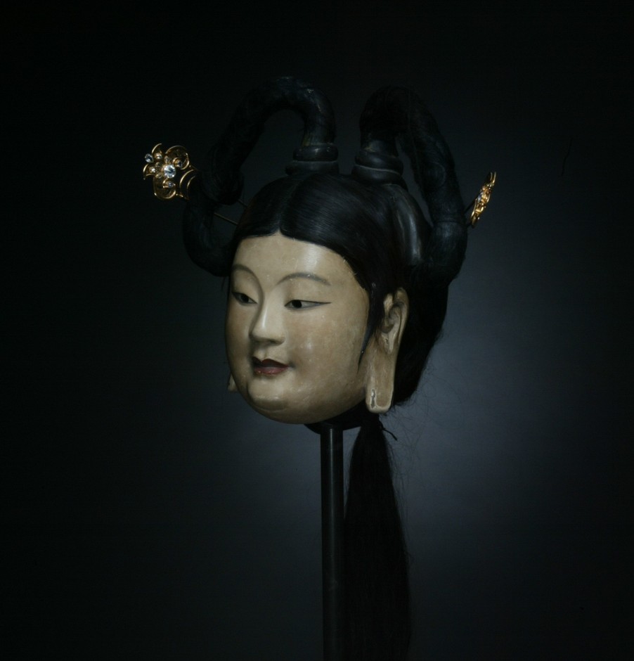 伎楽面（呉女）