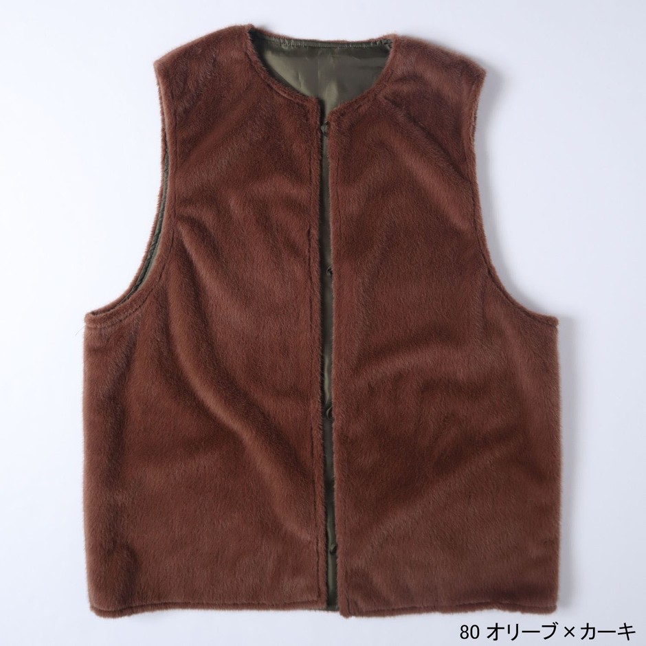 オリーブ×カーキ ベスト 表前