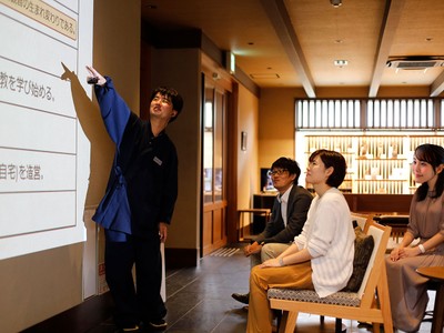 トークショー風景※イメージ
