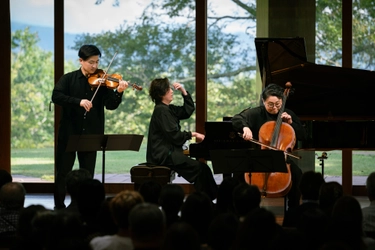 ３人で奏でる最高のハーモニー。　清塚信也 Piano Trio、八ヶ岳公演とともに全国ツアー「Harmony」開催発表！