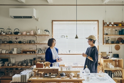 左／土切敬子さん、右／奥平眞司さん