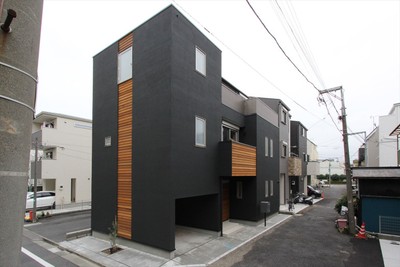 【江戸川区｜敷地20坪】吹き抜けのある3階建てW断熱住宅