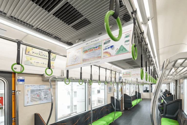 車内展示