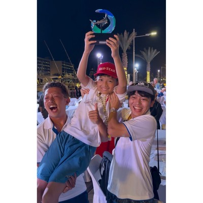 喜びを分かち合う琉威さん