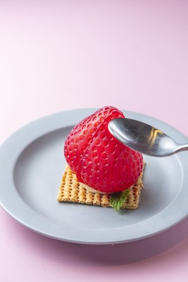 いちごあめを割る前