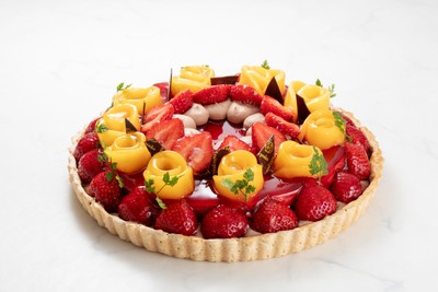 ≪　バレンタイン限定　『いちごとチョコのムース』24㎝ホール　≫　