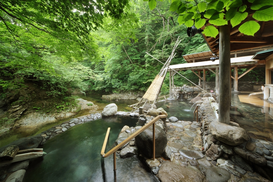 ゆづくしSalon一の坊|清流と静かな里山に囲まれた、広瀬川源流露天風呂