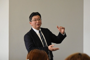 【名城大学】経営学部の山岡ゼミがH.U.グループホールディングス取締役の北村氏を招いた特別講義を実施