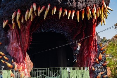 ▲活動停止中のゴジラを監視しよう！
