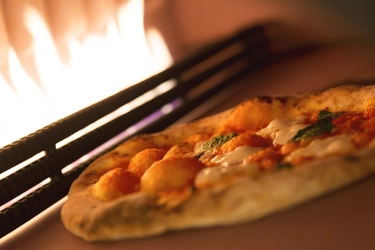ホテル京阪 京都 グランデ 焼きたてピッツァをお届け！ 夏の「ファミリーランチビュッフェ」
