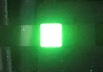 開発した緑色有機円偏光発光ダイオード
