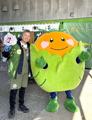 駅長とさかべっち