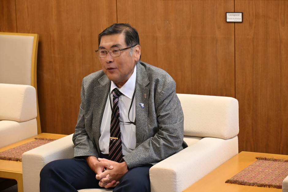 小原章裕理事長