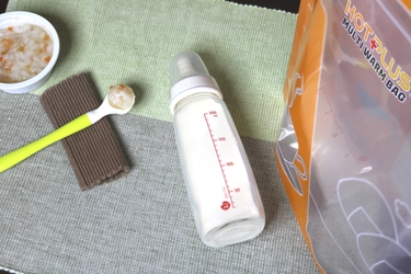災害時のミルク・離乳食を火・電気・ガス不要で加温　 山本商事、加熱キット「HOTPLUS」を「保育博2026」に初出展
