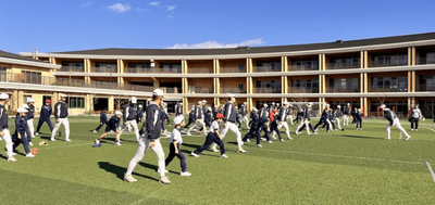 令和7年（2025年）1月に開催した附属高校野球部と附属小学校の「野球交流会」の様子