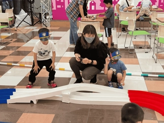 【2026年8月16日】花博記念公園ハウジングガーデンで『親子でミニ四駆を組み立てて特設コースで走らせてみよう！』を開催