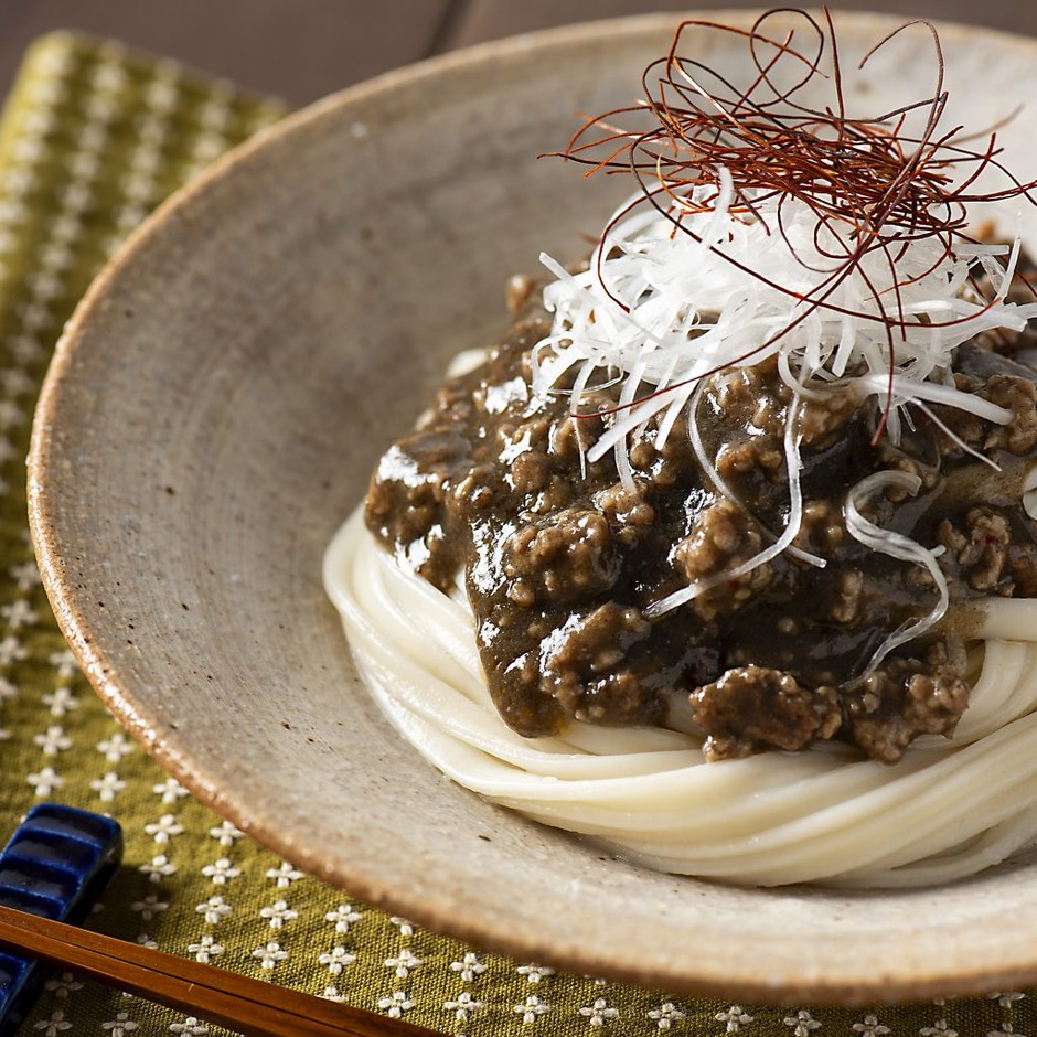 黒胡麻坦々うどん（黒胡麻坦々めんつゆ使用）