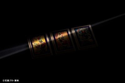 (3)仮面ライダーカブト　純金カード
