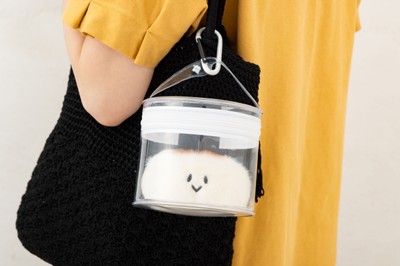 おやきちゃん おでかけポーチセット使用イメージ