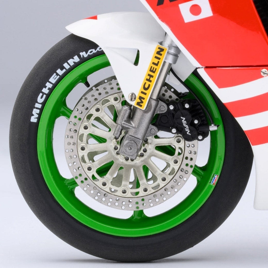 AUTOart 1/12スケール ホンダ NSR500 WGP500 #56 「バリバリ伝説」 (「巨摩 郡」 ヘルメット付属)