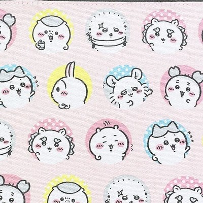 淡いピンクが優しいちいかわのランチグッズ