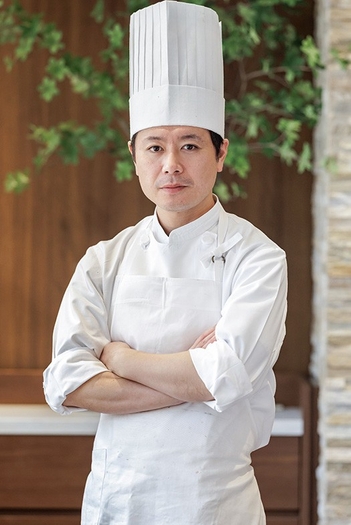 ペストリー・シェフ　 澤田　康秀　（さわだ　やすひで）