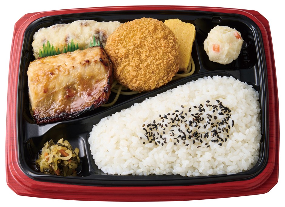 さばの⻄京焼き＆メンチカツ弁当584円(税込630円)