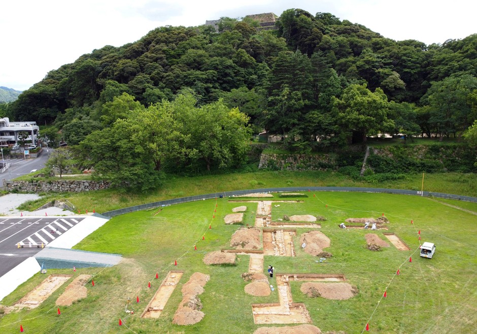 米子城跡三の丸発掘調査現場