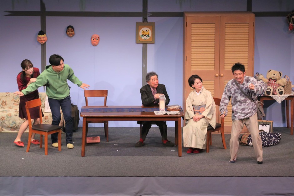（左から）：髙橋由稀（2021ミスさんさ踊り）、細田啓信（岩手めんこいテレビ）、大塚富夫（IBC岩手放送）、髙橋佳代子（フリーアナウンサー）、神山浩樹（IBC岩手放送）