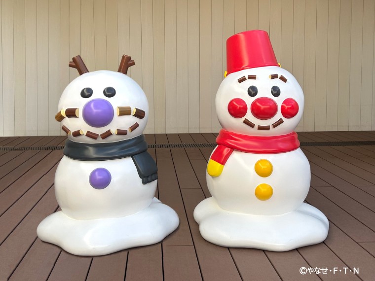 アンパンマンたちの雪だるま