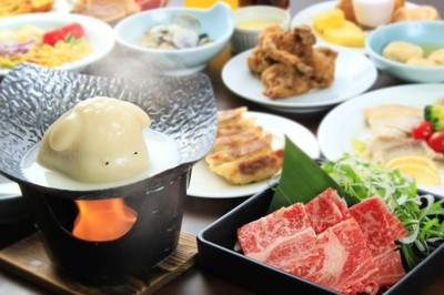 栃木県産食材を使用した鍋料理とハーフビュッフェの＜ご夕食＞
