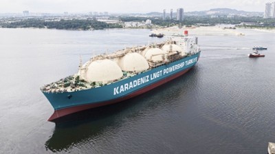 浮体式LNG貯蔵・再ガス化設備（FSRU）に改造され、Synergy Marine Groupの技術管理のもとで稼働準備が進むKARADENIZ LNGT POWERSHIP TÜRKIYE