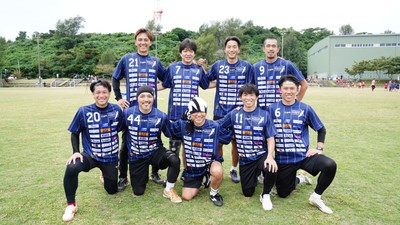 「夢のサッカー教室」では、元日本代表選手の皆さんと湘南乃風／HAN-KUNさん（一列目中央）も参加されました