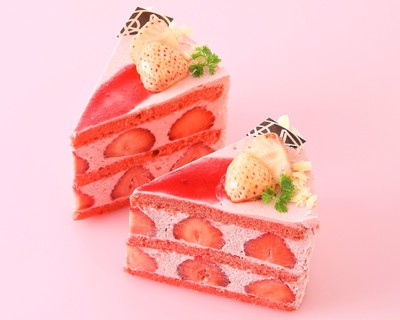 ＰＲＥＭＩＵＭ「白苺」ショート　850円（税別）