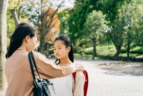 「友達に無視された…」わが子のSOSに親はどう動く？
新学期にやりがちなNG行動と"正しい見守り"のヒント