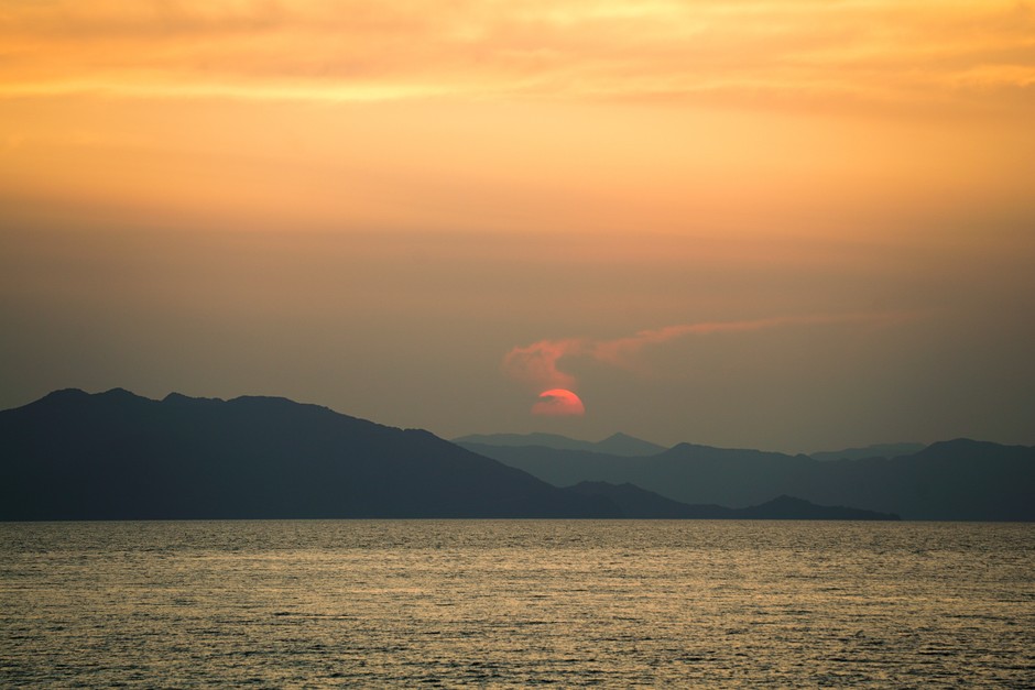 夕日