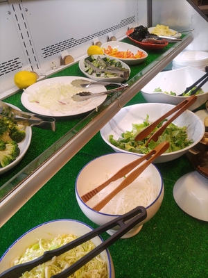 サラダバーの野菜メニュー