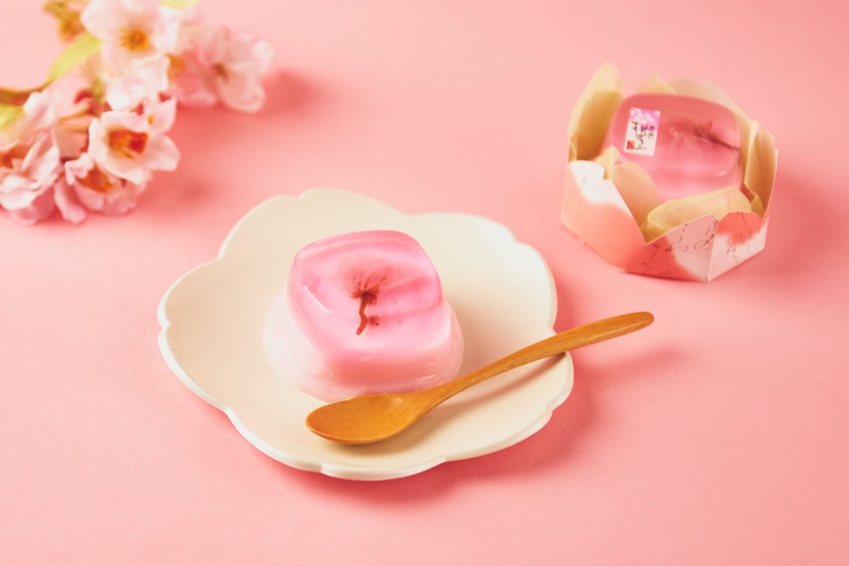 つるや製菓　桜プリン