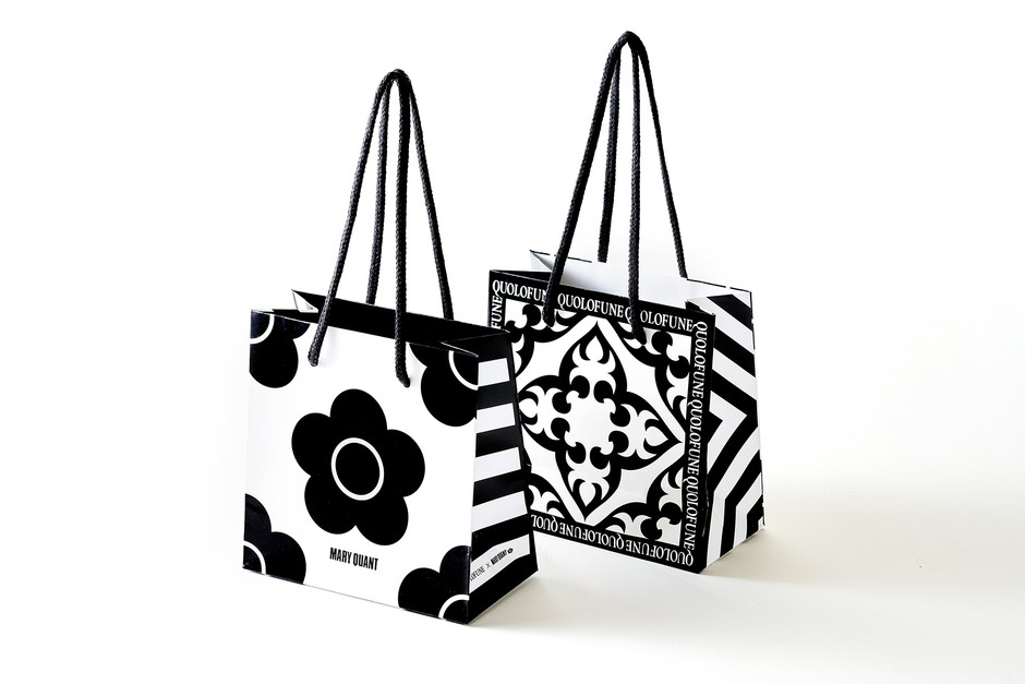 「黒船」×「MARY QUANT」オリジナル手提げ袋(表・裏)